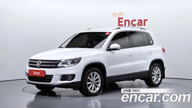 Volkswagen Tiguan 2015 — photo 1