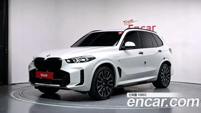BMW X5 2025 — photo 1