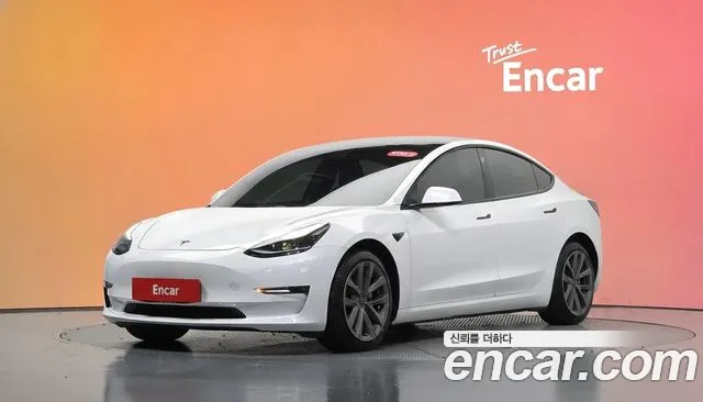 Tesla Model 3 2021 — photo 1