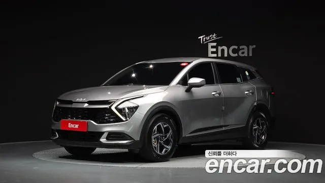 Kia Sportage 2023 — photo 1