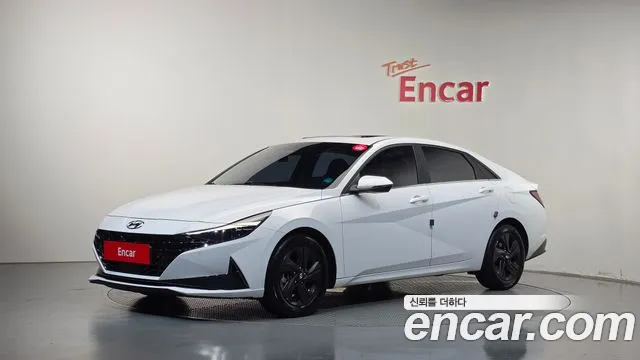 Hyundai AVANTE 2021 — photo 1