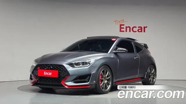 Hyundai Veloster 2021 — photo 1