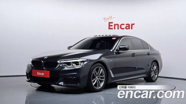 BMW 5-Series 2020 — photo 1