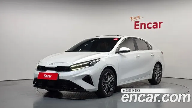 Kia K3 2022 — photo 1