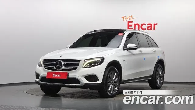 Mercedes-Benz GLC-Class 2019 — photo 1