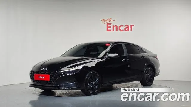 Hyundai AVANTE 2023 — photo 1