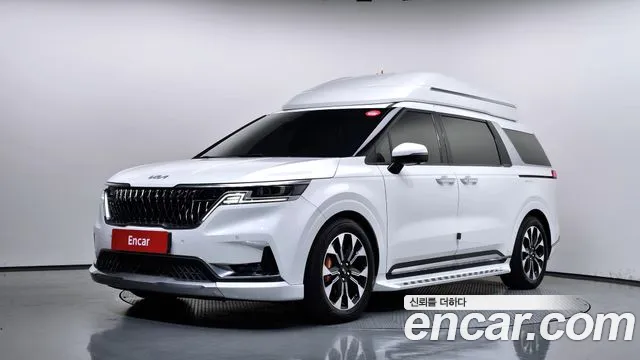 Kia Canival 2021 — photo 1