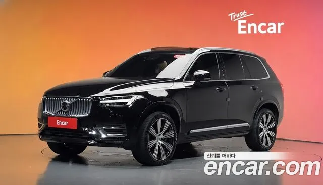 Volvo XC90 2023 — photo 1