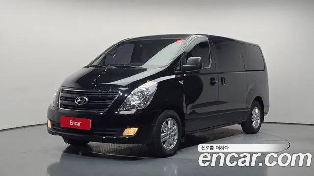 Hyundai Starex 2017 — photo 1