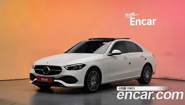 Mercedes-Benz C-Class 2022 — photo 1