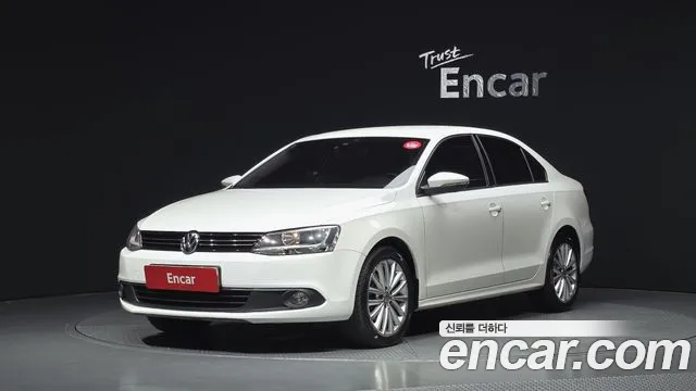 Volkswagen Jetta 2013 — photo 1