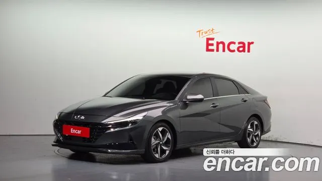 Hyundai AVANTE 2023 — photo 1