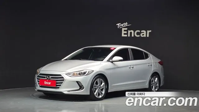 Hyundai AVANTE 2018 — photo 1