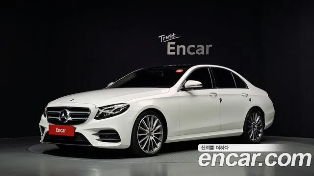 Mercedes-Benz E-Class 2017 — photo 1