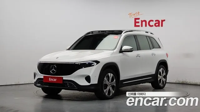 Mercedes-Benz EQB 2026 — photo 1
