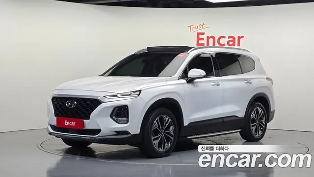 Hyundai Santafe 2019 — photo 1