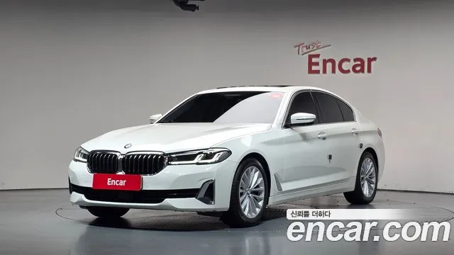 BMW 5-Series 2021 — photo 1