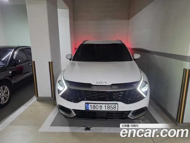 Kia Sportage 2022 — photo 1