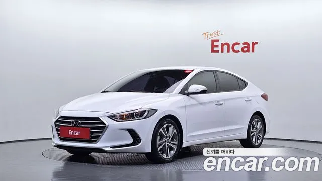 Hyundai AVANTE 2018 — photo 1