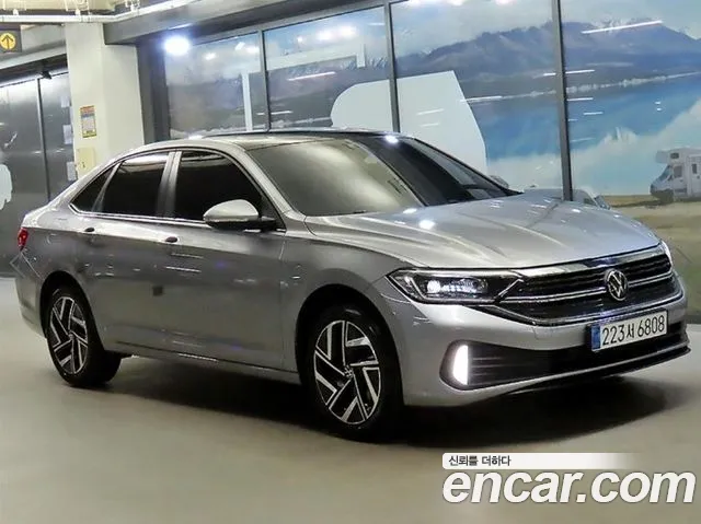 Volkswagen Jetta 2024 — photo 1