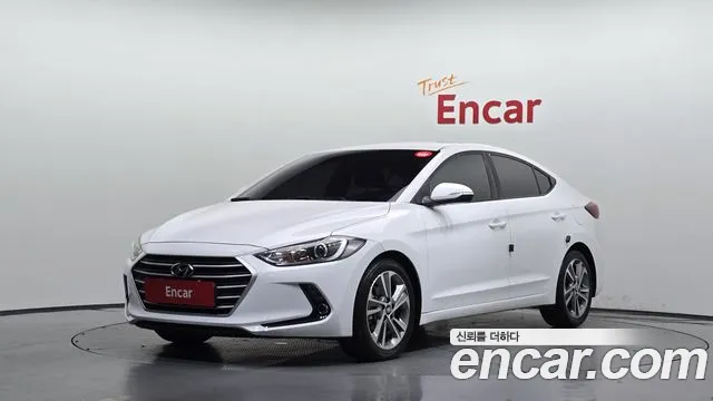 Hyundai AVANTE 2018 — photo 1