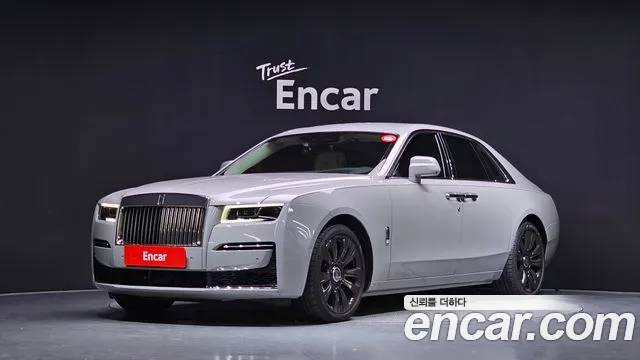 Rolls-Royce Ghost 2021 — photo 1