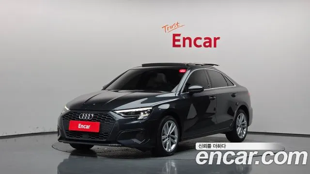 Audi A3 2023 — photo 1