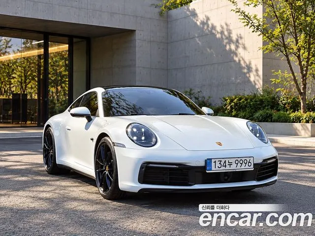 Porsche 911 2024 — photo 1