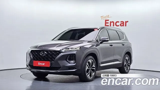 Hyundai Santafe 2019 — photo 1