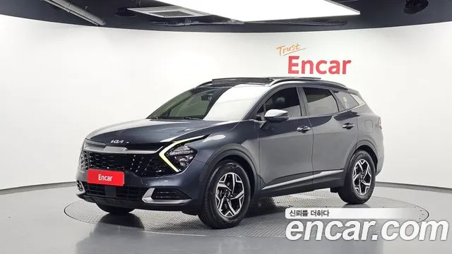 Kia Sportage 2023 — photo 1