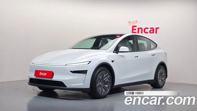 Tesla Model Y 2026 — photo 1