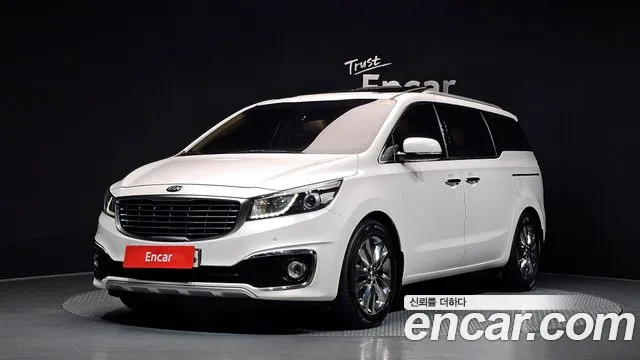 Kia Canival 2018 — photo 1