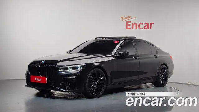 BMW 7-Series 2018 — photo 1