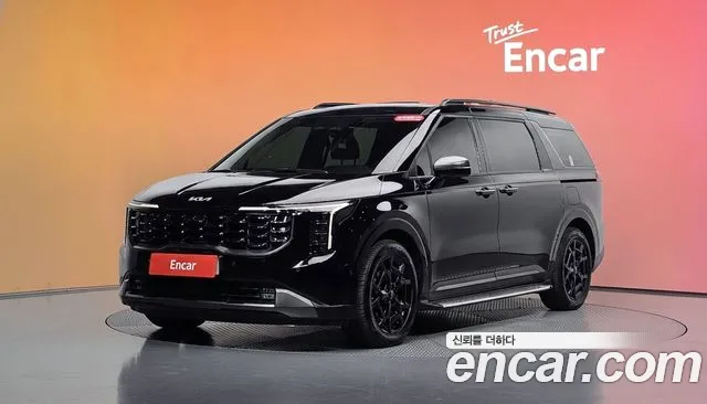 Kia Canival 2025 — photo 1