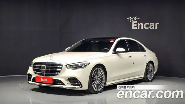 Mercedes-Benz S-Class 2022 — photo 1