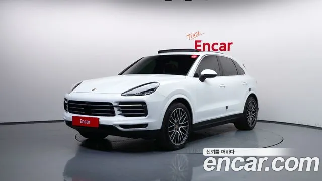 Porsche Cayenne 2022 — photo 1