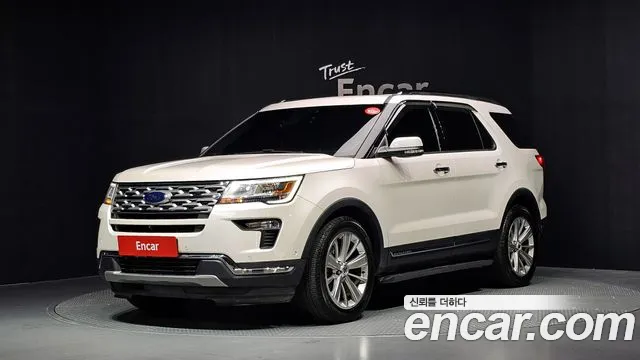 Ford Explorer 2019 — photo 1