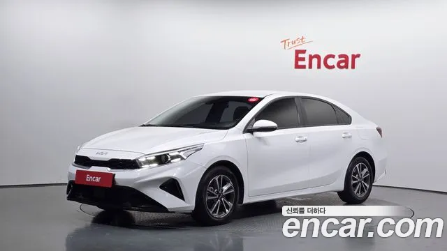 Kia K3 2023 — photo 1