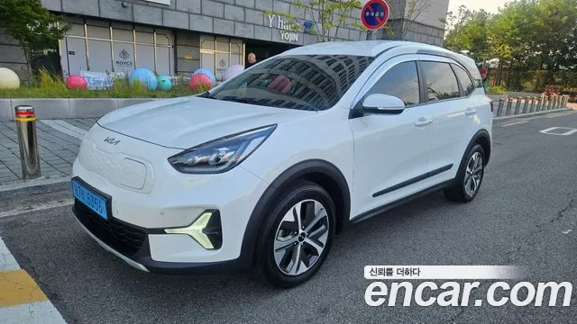 Kia Niro 2024 — photo 1