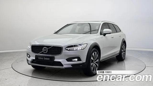 Volvo V90 2025 — photo 1