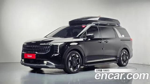 Kia Canival 2025 — photo 1