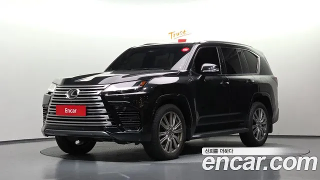 Lexus LX 2025 — photo 1