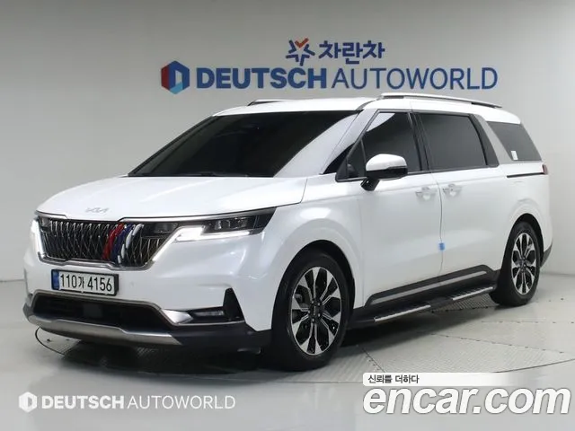 Kia Canival 2022 — photo 1