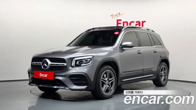 Mercedes-Benz GLB-Class 2021 — photo 1