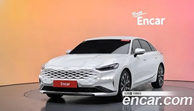 Kia K8 2022 — photo 1