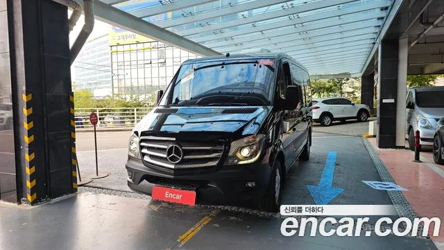 Mercedes-Benz Sprinter 2017 — photo 1
