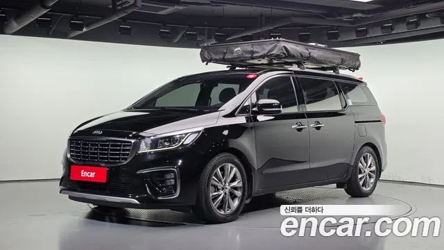 Kia Canival 2019 — photo 1