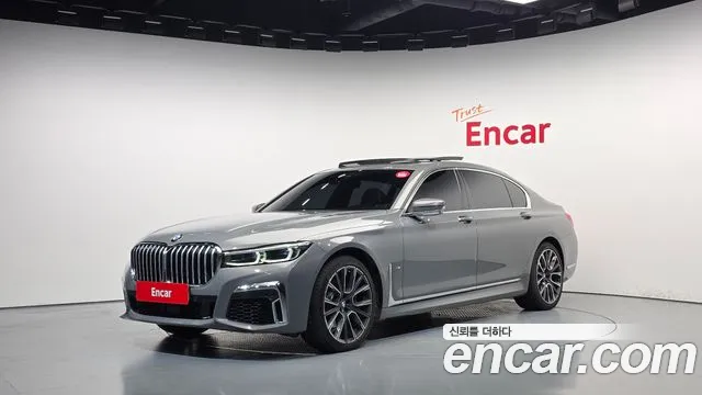 BMW 7-Series 2021 — photo 1