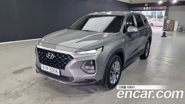 Hyundai Santafe 2019 — photo 1