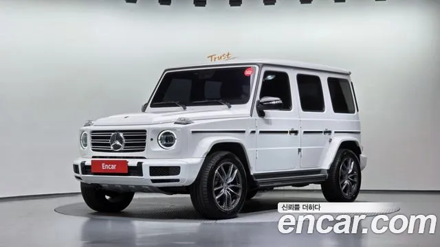 Mercedes-Benz G-Class 2023 — photo 1